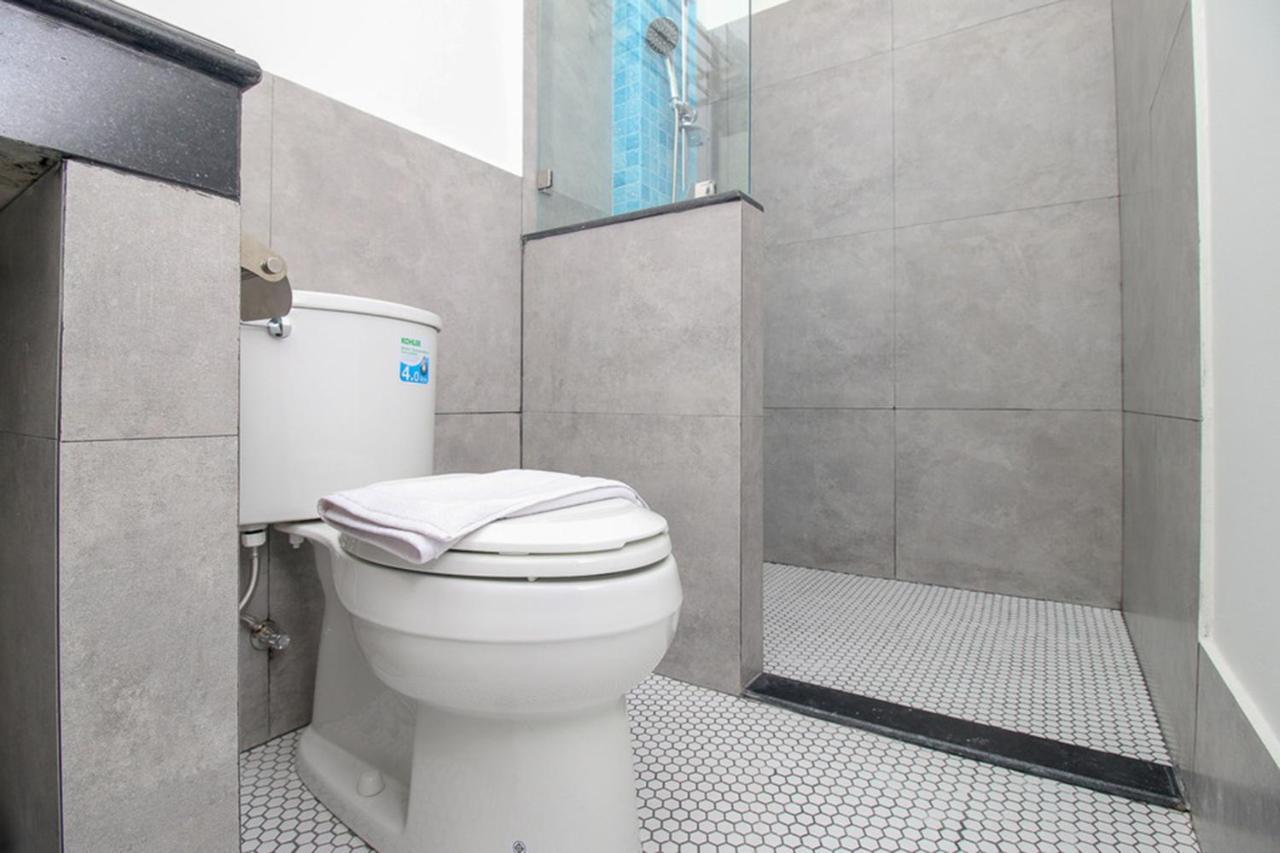 Saffron Suites Syariah Jakarta Bagian luar foto